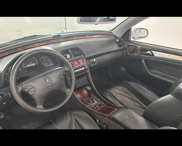 MERCEDES-BENZ CLK 320 V6 218cv Cabriolet Avantgarde