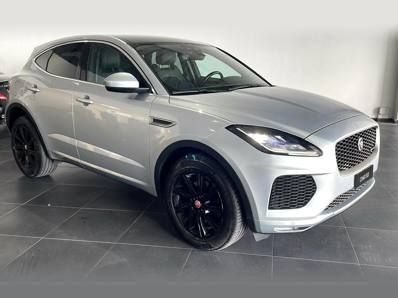 JAGUAR E-Pace 2017 - E-Pace 2.0d i4 R-Dynamic awd 180cv auto my19