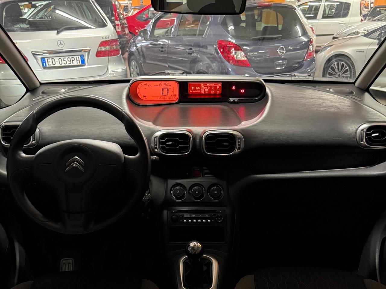 MERAVIGLIOSA CITROËN C3 PICASSO ADATTA A NEOPATENTATI