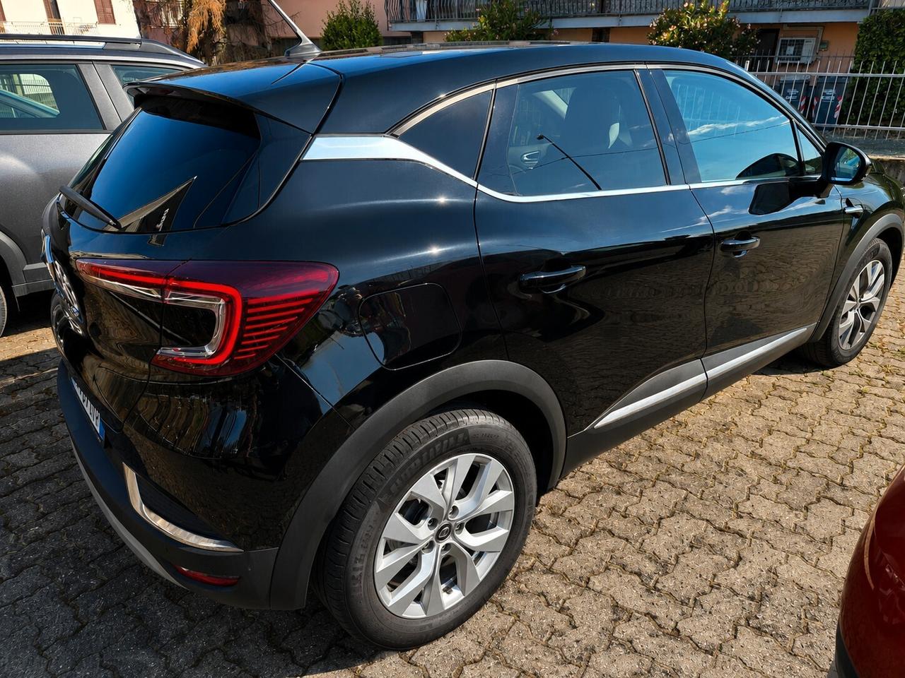 Renault Captur in Arrivo