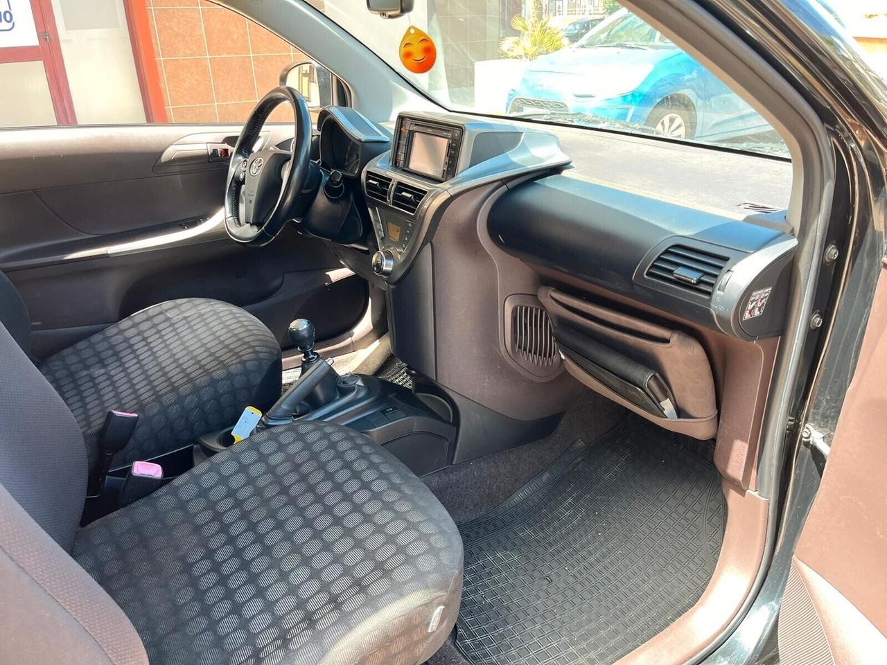 Toyota iQ 1.0 VVT-i - 2009