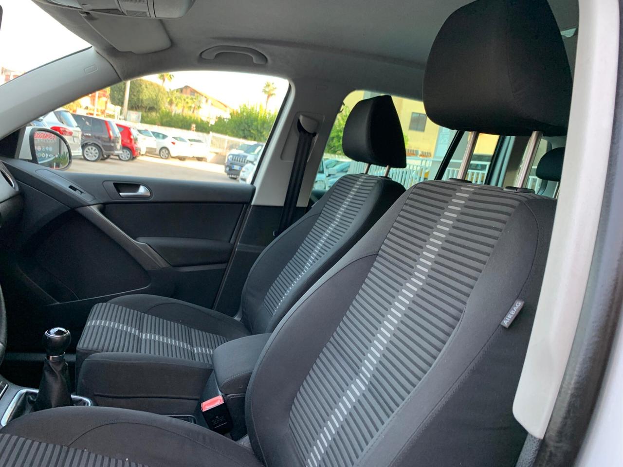 Volkswagen Tiguan 2.0 TDI DPF 4MOTION Sport & Style