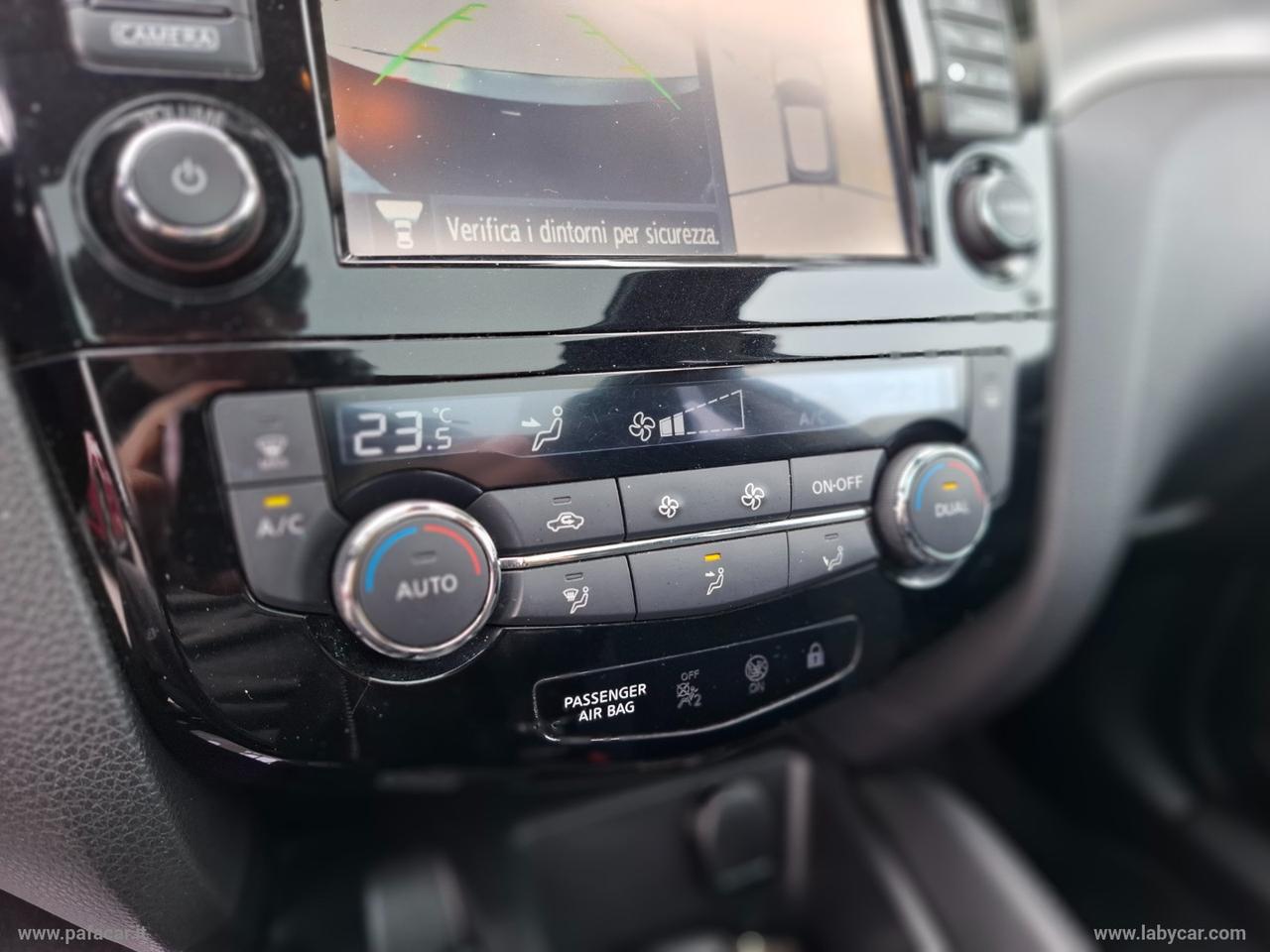 NISSAN Qashqai 1.5 dCi N-Connecta