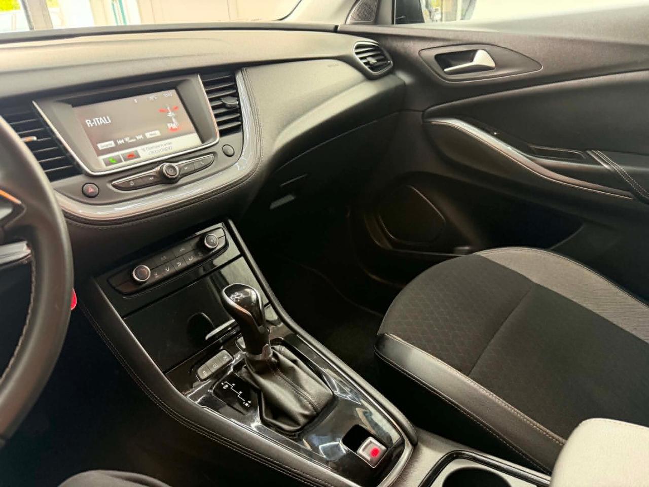 Opel Grandland X 1.5 diesel automatica Design Line SOLO 56.500KM