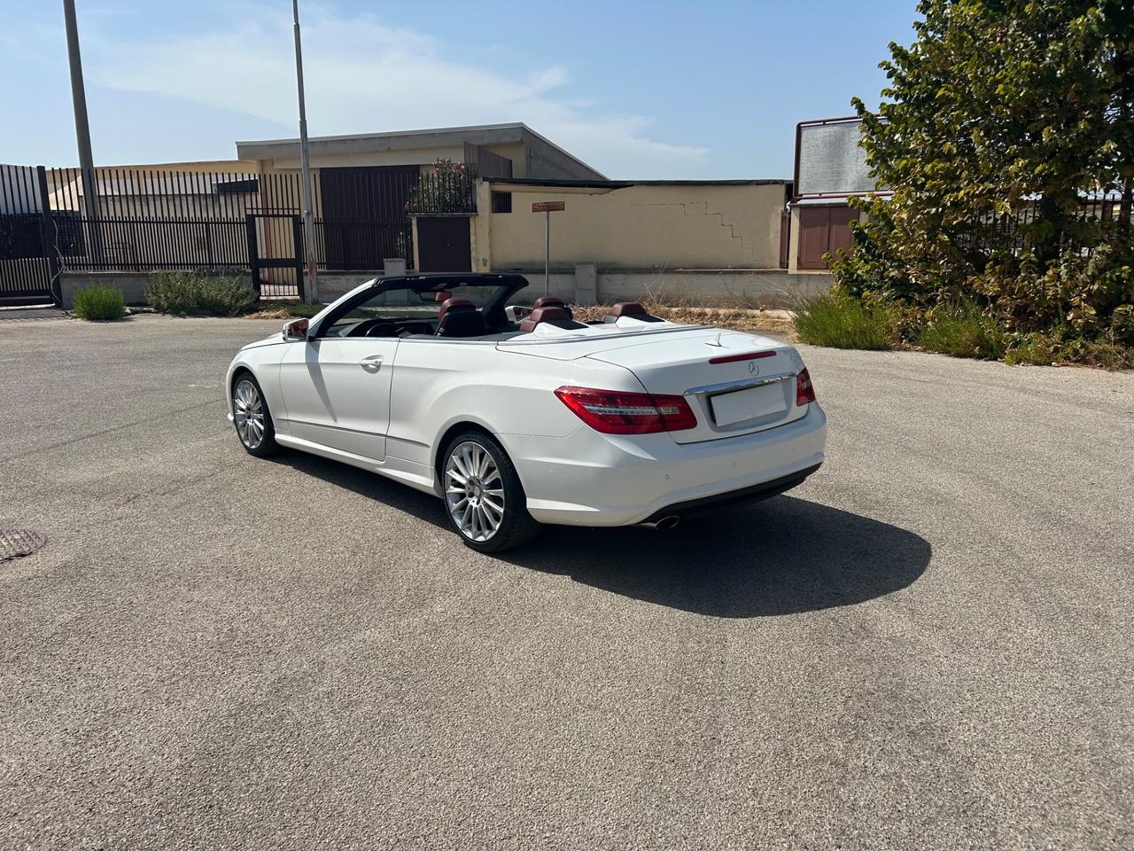 Mercedes-benz E 220 BlueTEC Cabrio Executive