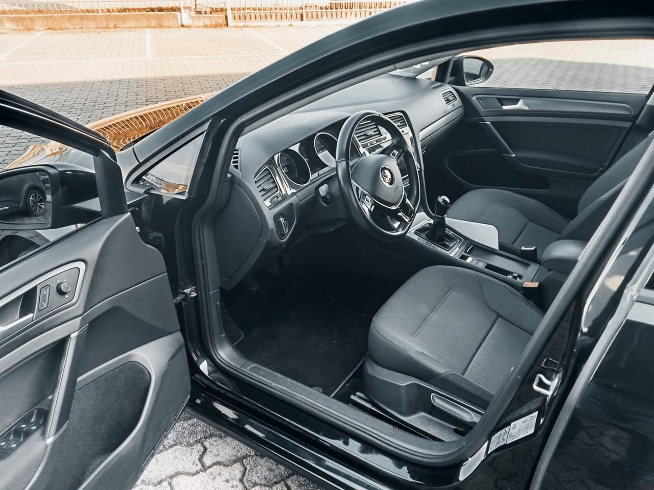 Volkswagen Golf 1.6 TDI 115 CV 5p. Business BlueMotion Technology