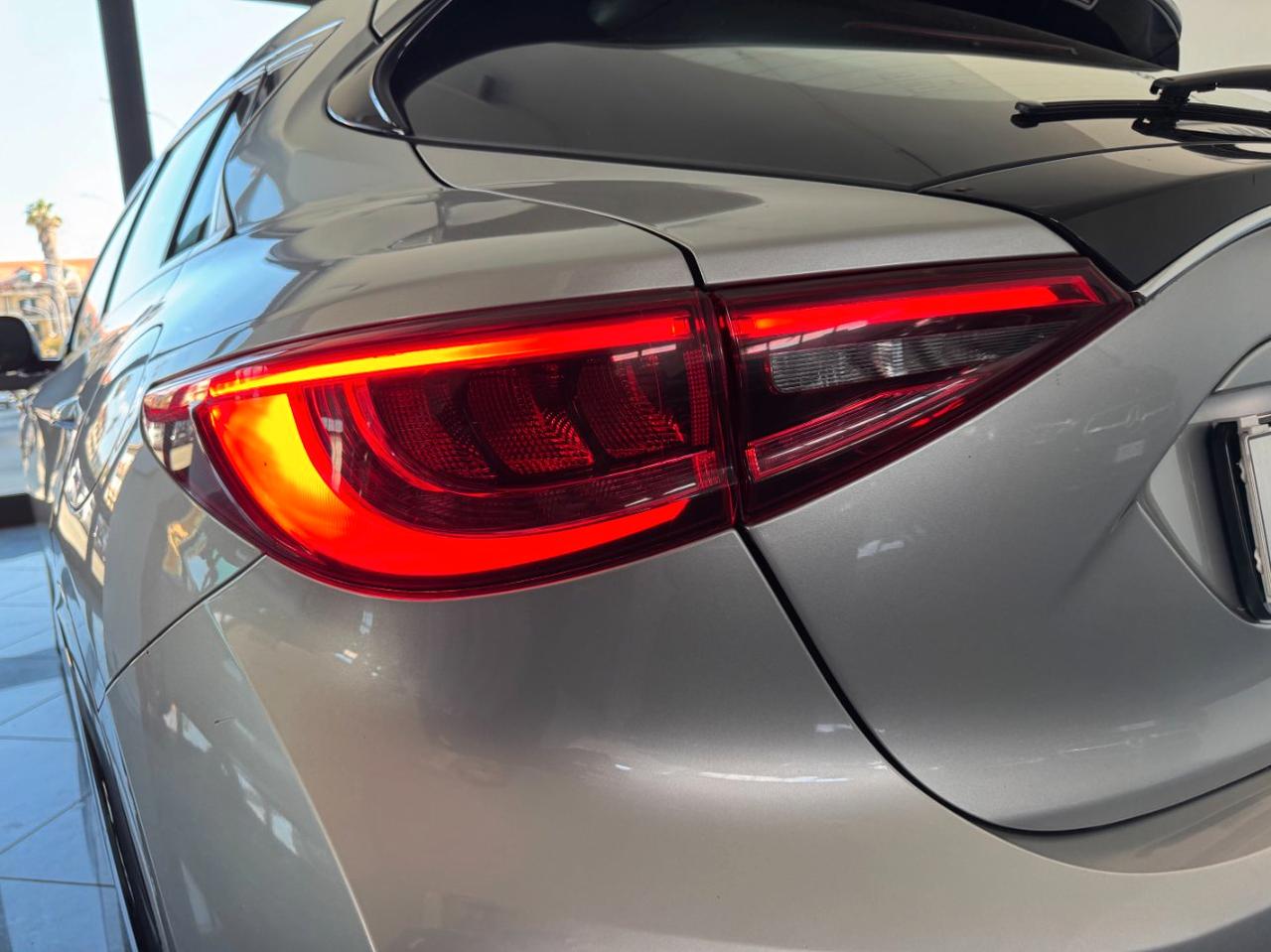 Infiniti Q30 1.5d Sport Edition 110 cv Led Pdc