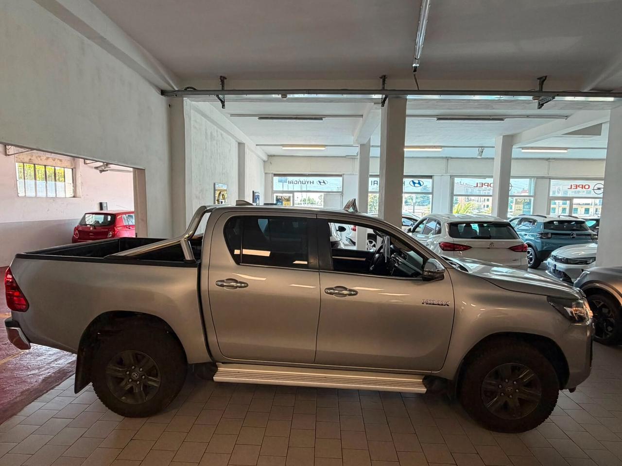 Toyota Hilux 2.4 D-4D 4WD 4 porte Double Cab Executive