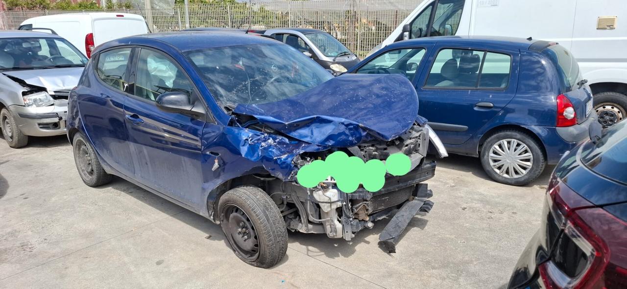 GPL INCIDENTATA Lancia Ypsilon 1.2 69 CV 5 porte GPL Ecochic Platinum