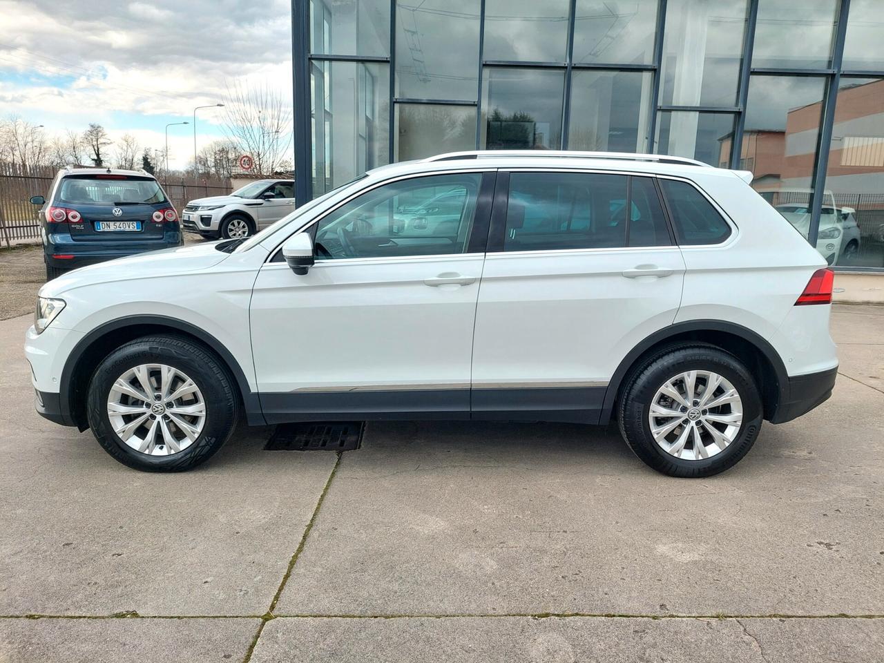 VW Tiguan 2.0 TDI DSG 4MOTION Business BMT - 2020