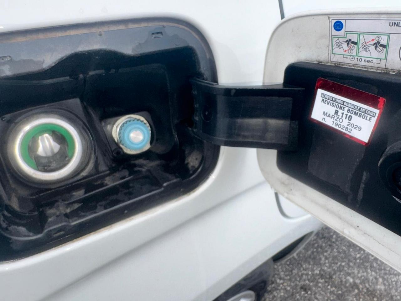 Fiat Panda 900cc Natural Power Euro6d Van 2 p. POP autocarro