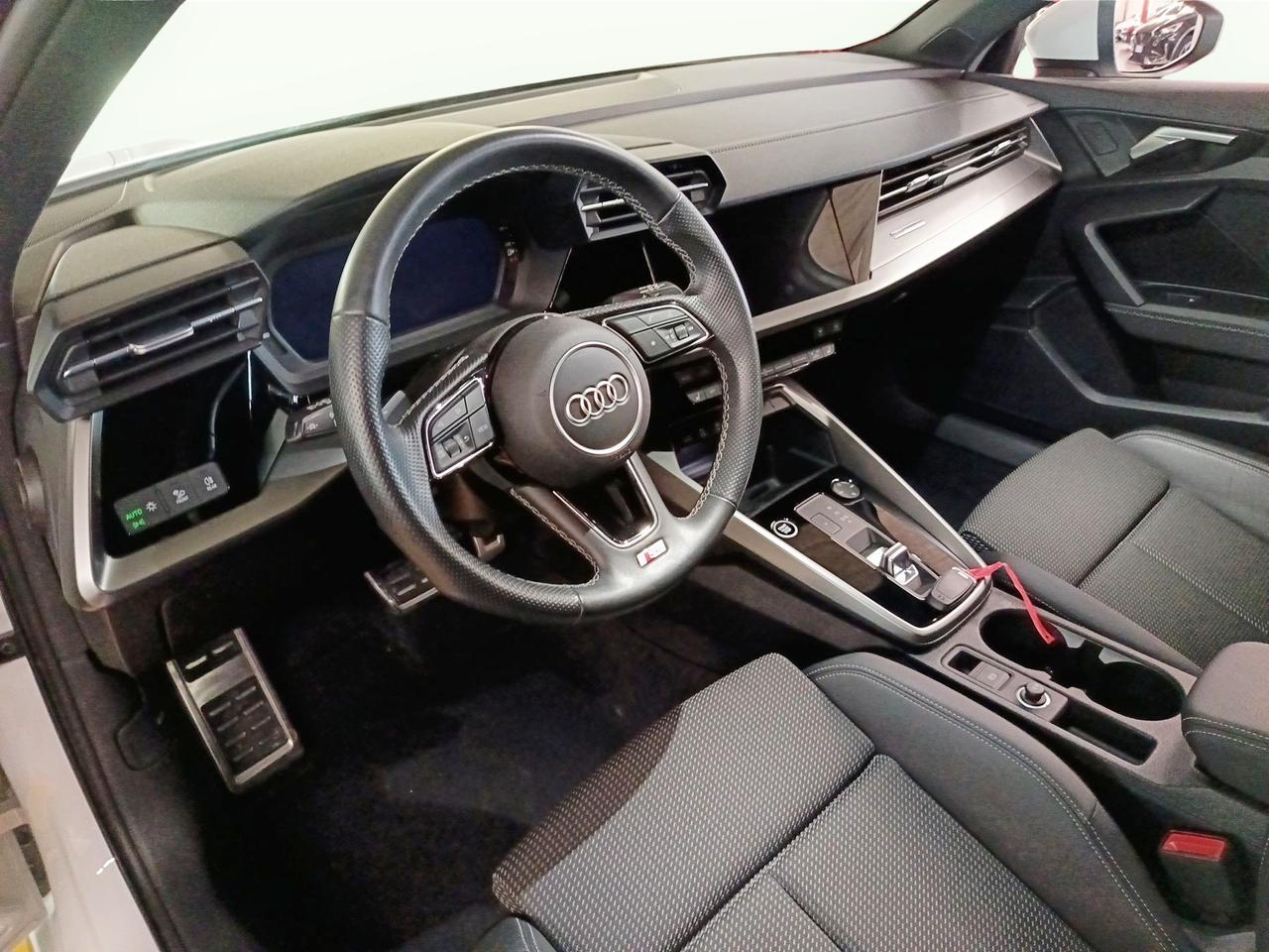 AUDI A 3 - 35 TDI S line