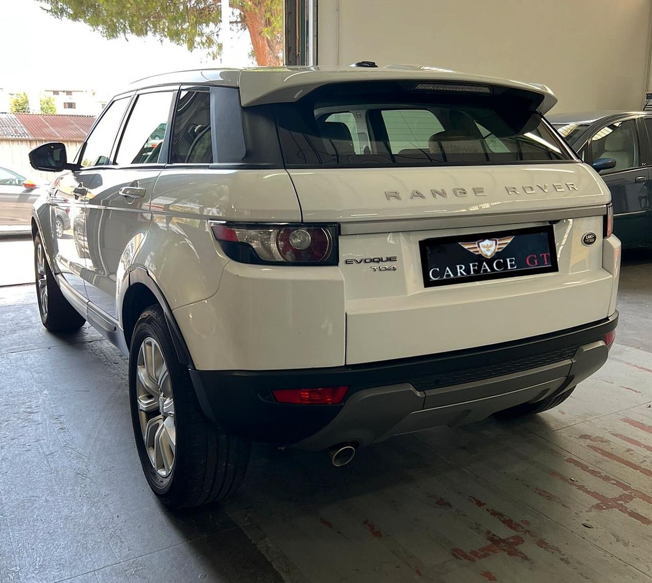 LAND ROVER Range Rover Evoque 2.2 150cv - 2015