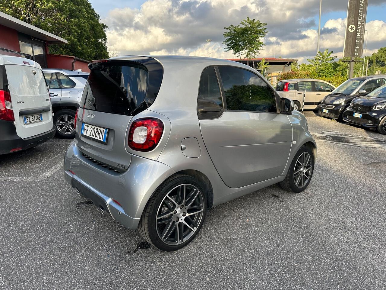 Smart ForTwo BRABUS 0.9 Turbo twinamic Xclusive JBL Permute Uff. Italia