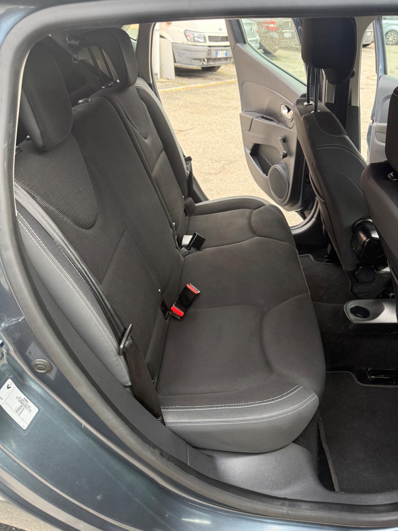 Renault Clio 1.2 75CV 5 porte Zen