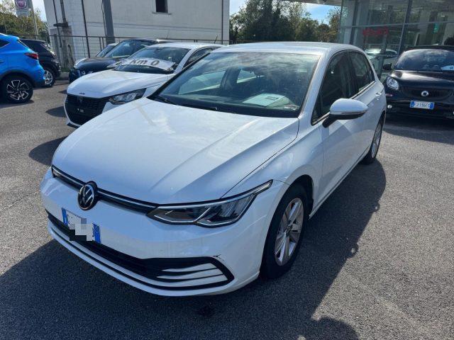 VOLKSWAGEN Golf 1.0 eTSI 110 cv EVO DSG Life