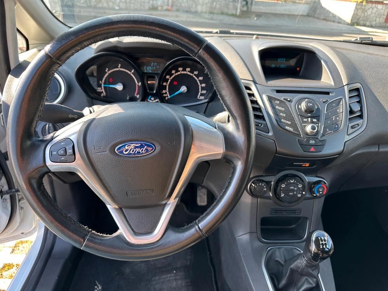 Ford Fiesta 1.5 TDCi 75CV 5 porte-2013