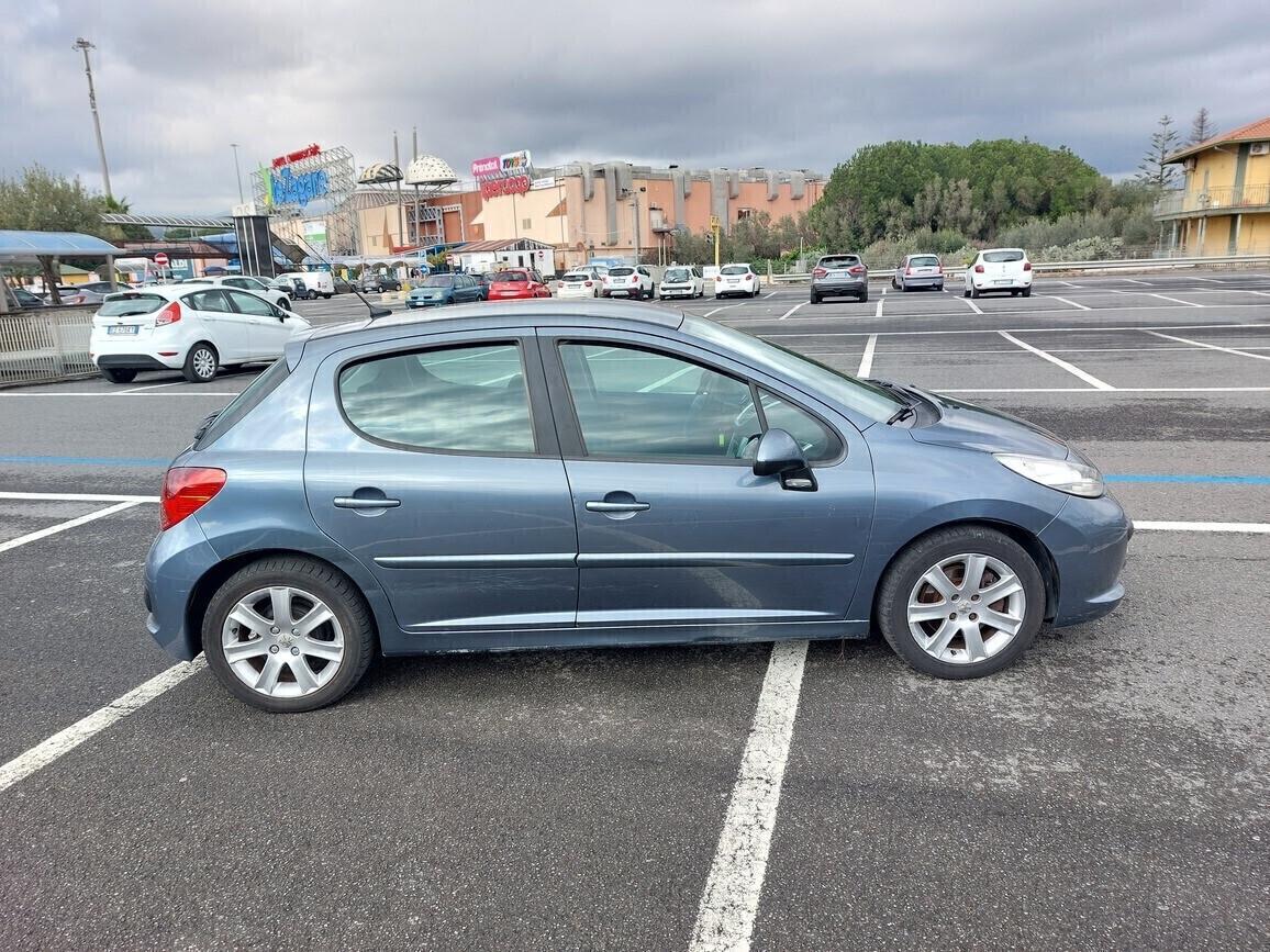 Peugeot 207 HDI Diesel come nuova del 2008