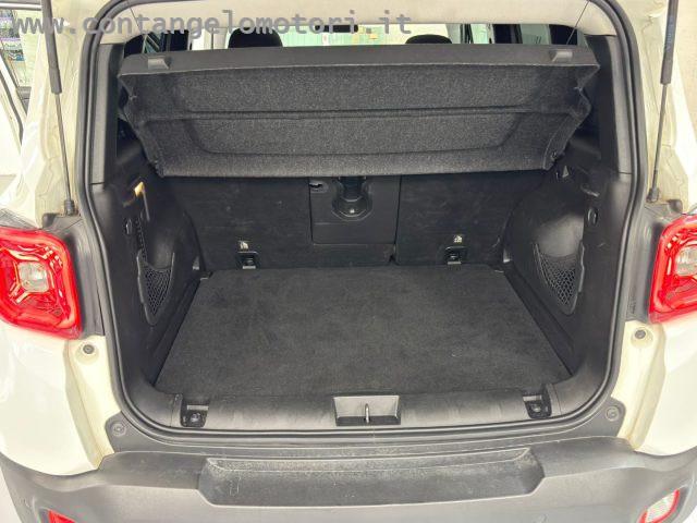 JEEP Renegade 1.3 T4 DDCT Night Eagle
