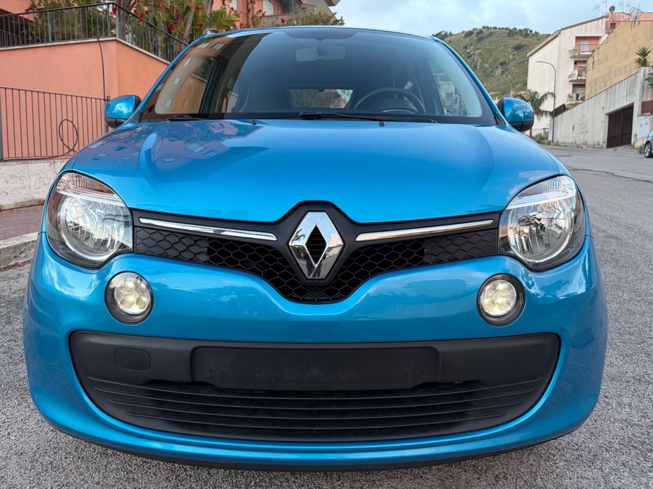 Renault Twingo 1.0 benz ideale per neopatentati