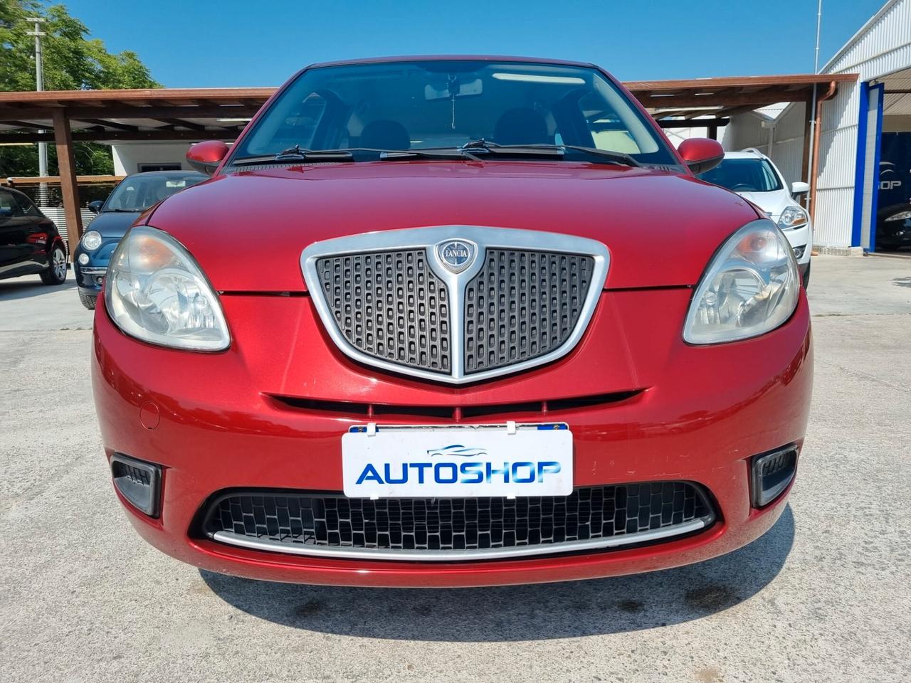 Lancia Ypsilon 1.2 Modamilano
