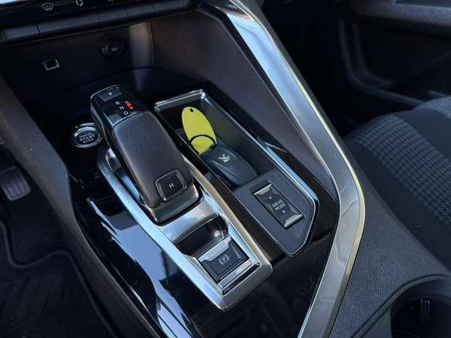 Peugeot 3008 3008 II 2021 1.5 bluehdi Active Pack s