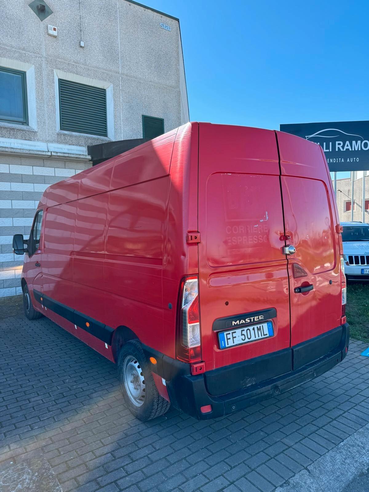 RENAULT MASTER