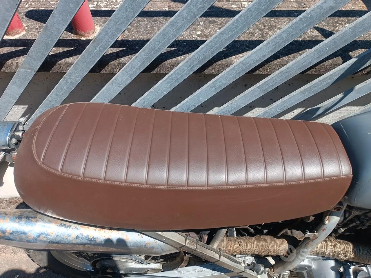 Kawasaki KL600B scrambler