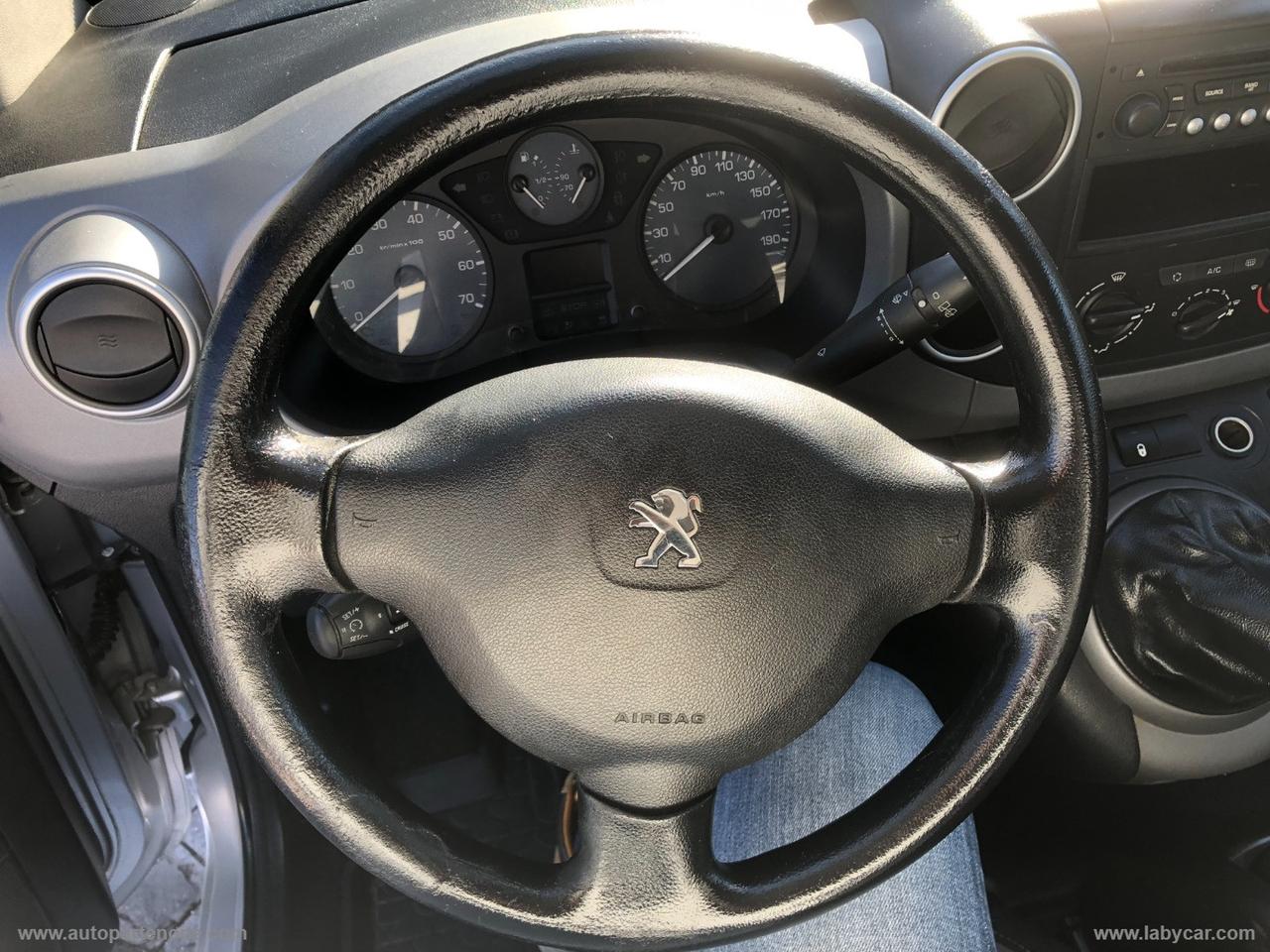 PEUGEOT Partner Tepee BlueHDi 100 Outdoor