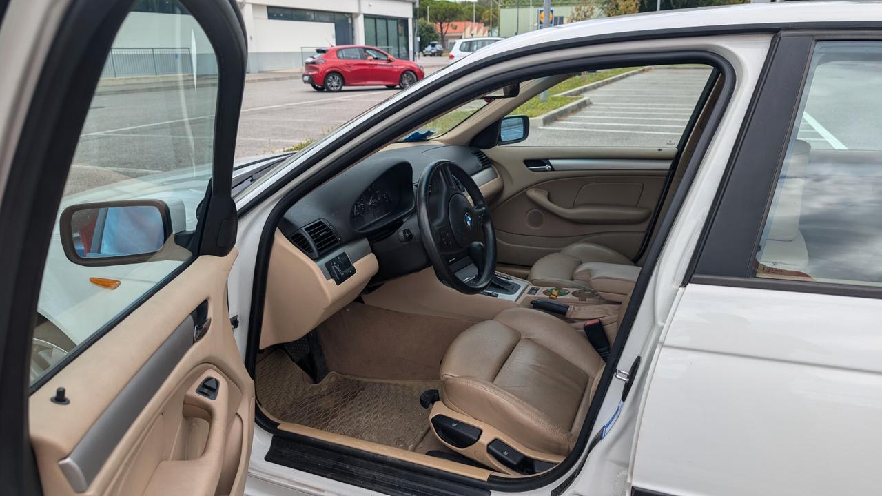 Bmw 325i UNICO PROPRIETARIO