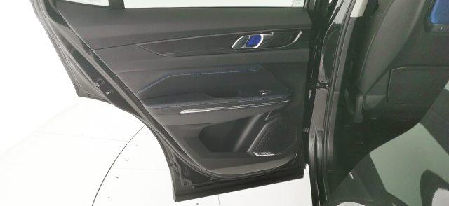 LYNK & CO 01 PHEV