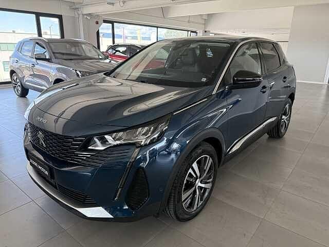 Peugeot 3008 1.2 PureTech 130 CV Allure