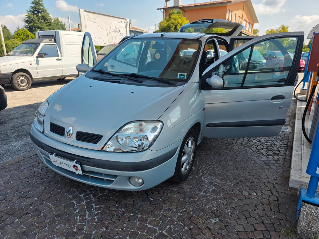 Renault Scenic RXE 1.6 con 132.000km Neopatentati ok