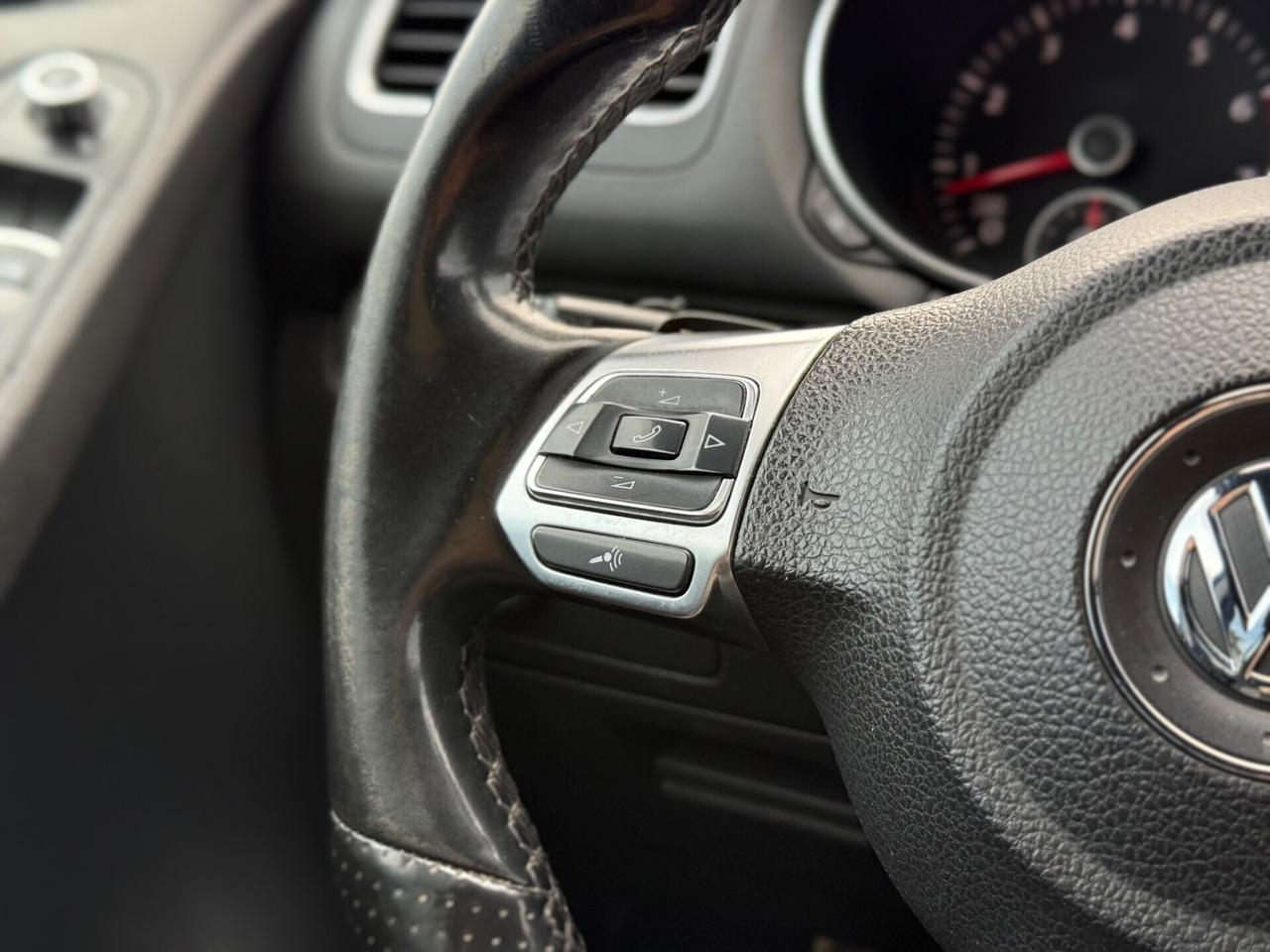 VOLKSWAGEN Golf 2010 1.4 TSI 160CV DSG R-Line