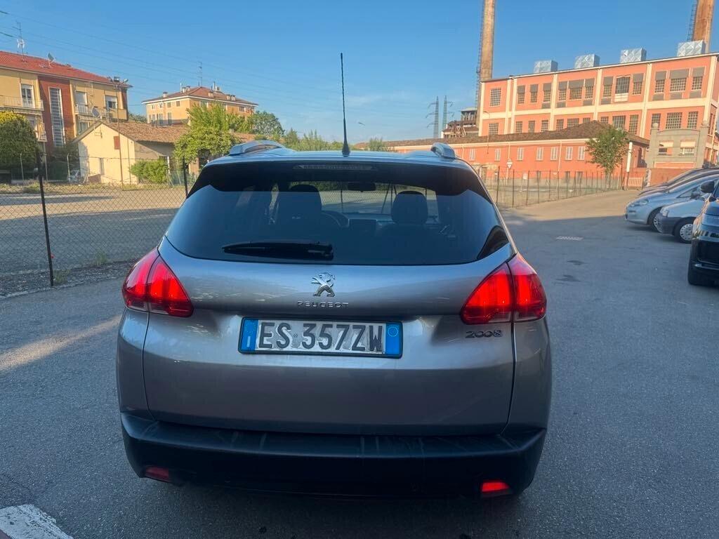 Peugeot 2008 1.2 VTi 82CV Allure