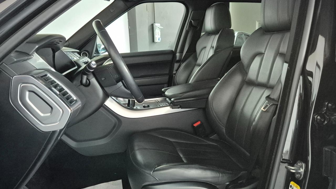 Land Rover Range Rover Sport 3.0 TDV6 HSE Dynamic