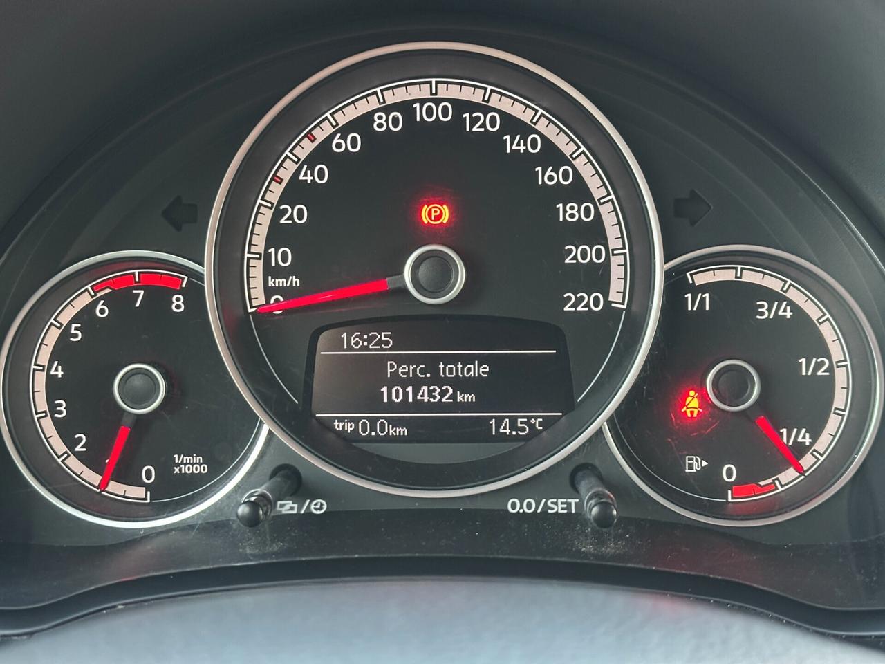 VOLKSWAGEN up! 1.0 5p. move up!