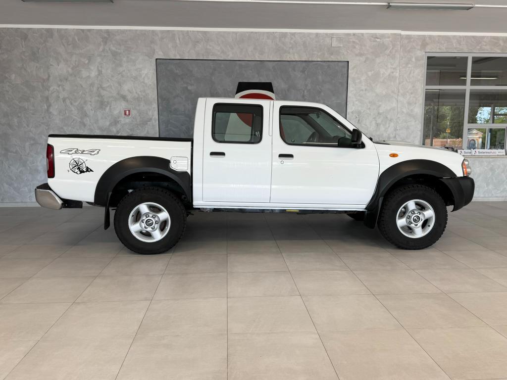 Nissan Cab Double Cab Double Cab 2.5 td 133cv