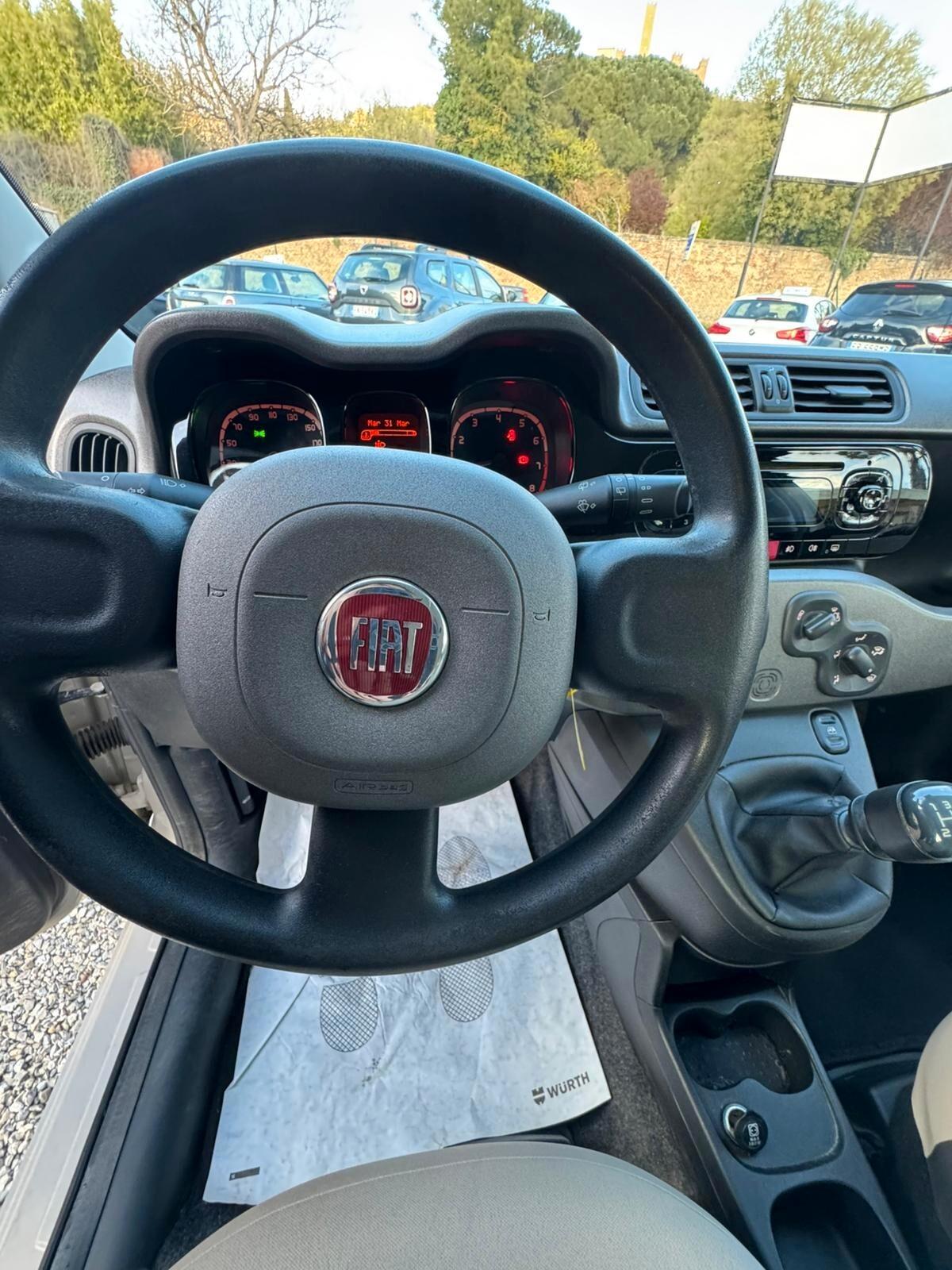 Fiat Panda 1.2 Lounge CINGHIA DISTR. CAMBIATA