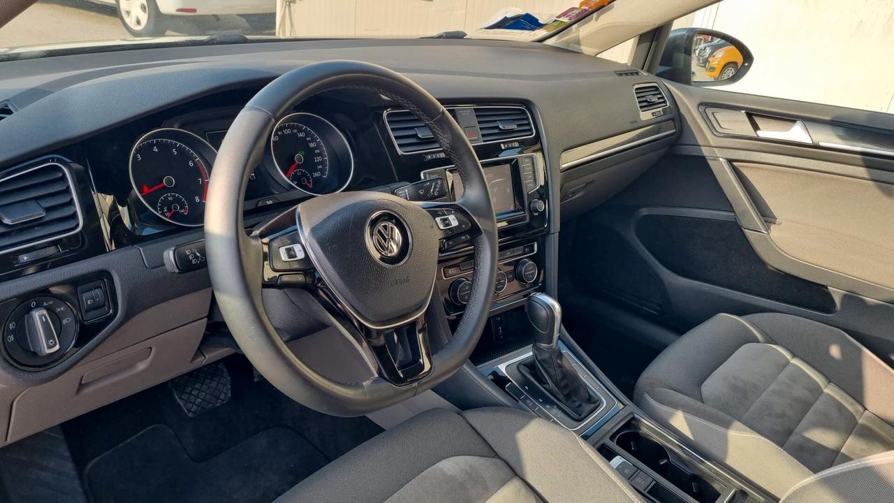 Volkswagen Golf Business 1.4 TSI DSG 5p. Highline BlueMotion Tech.