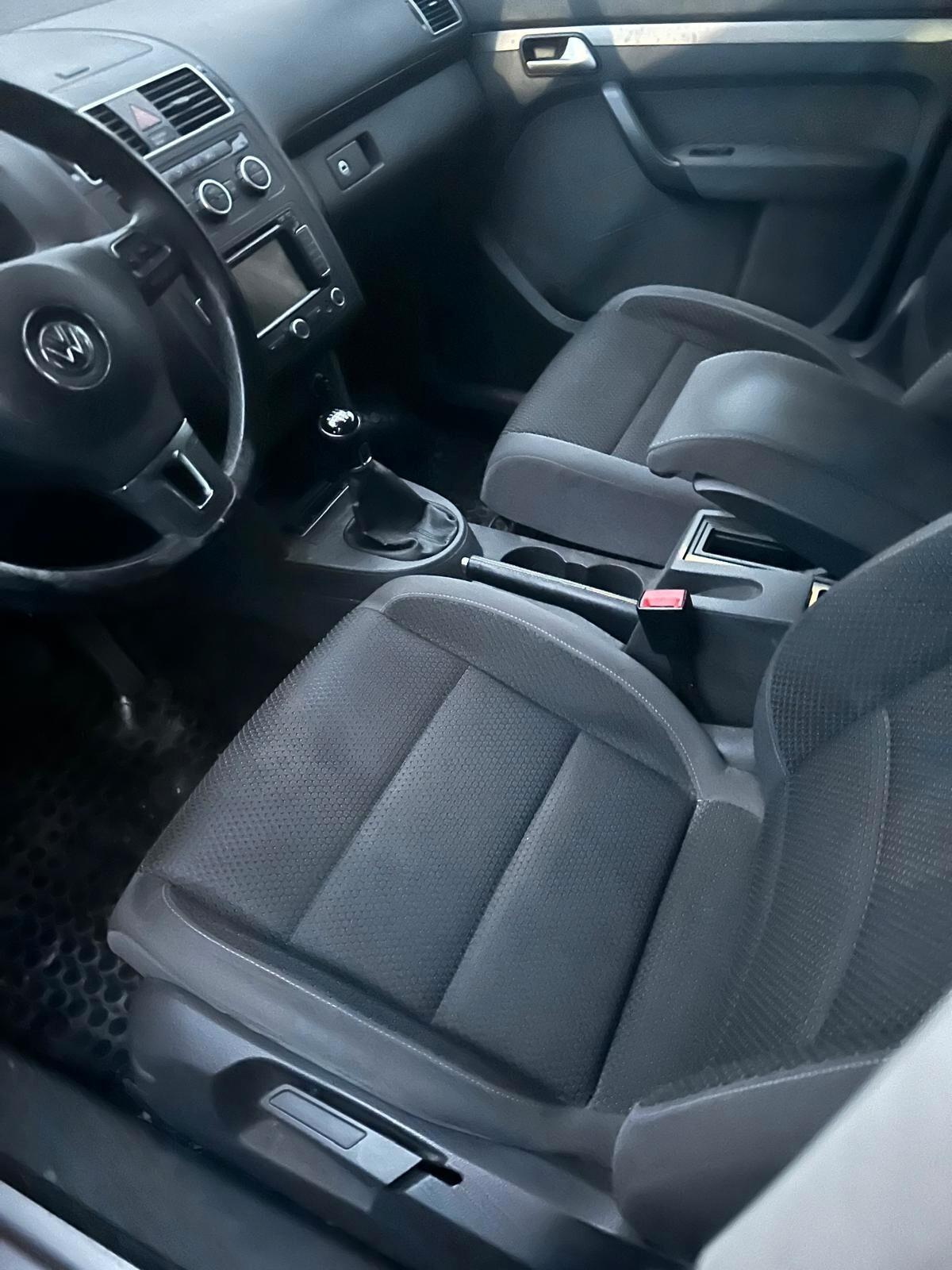 Volkswagen Touran Business 1.6 TDI Comfortline BMT