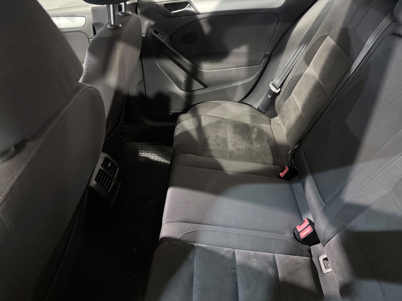 Volkswagen Golf 1.6 TDI DPF 5p. Highline