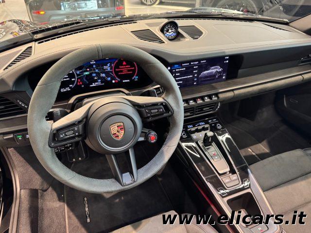 PORSCHE 911 Targa 4 GTS