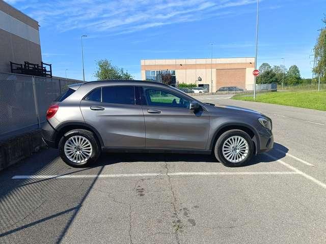 Mercedes-Benz GLA 180 GLA 180 d automatica