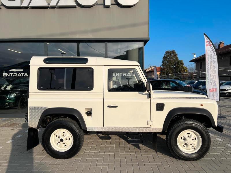 Land Rover Defender 90 SW Defender 90 2.5 tdi County