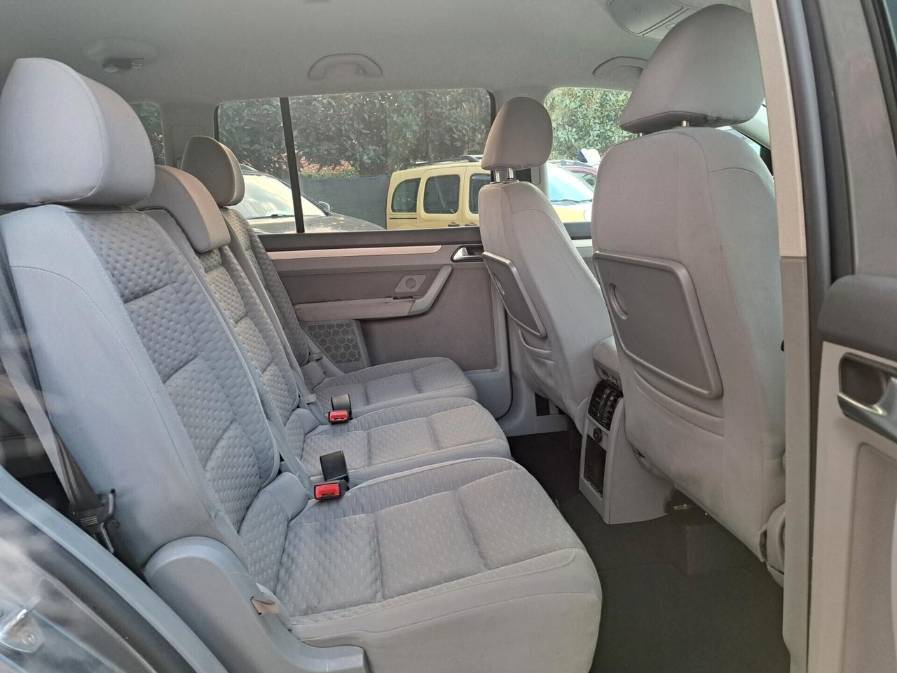 Volkswagen Touran 2.0,140CV , GANCIO TRAINO