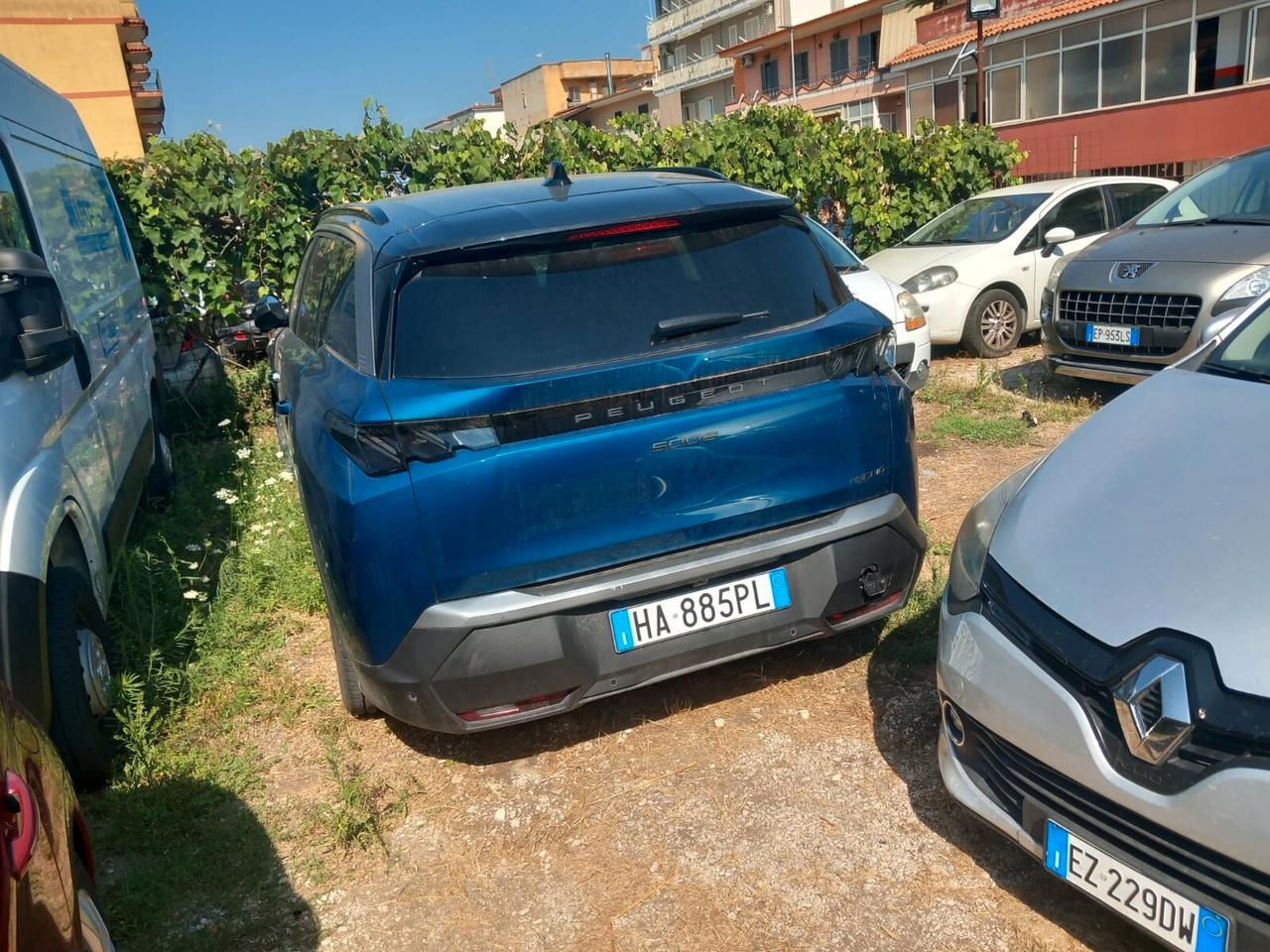Peugeot 5008 Plug-in Hybrid 195 e-DCS7 GT 7 posti