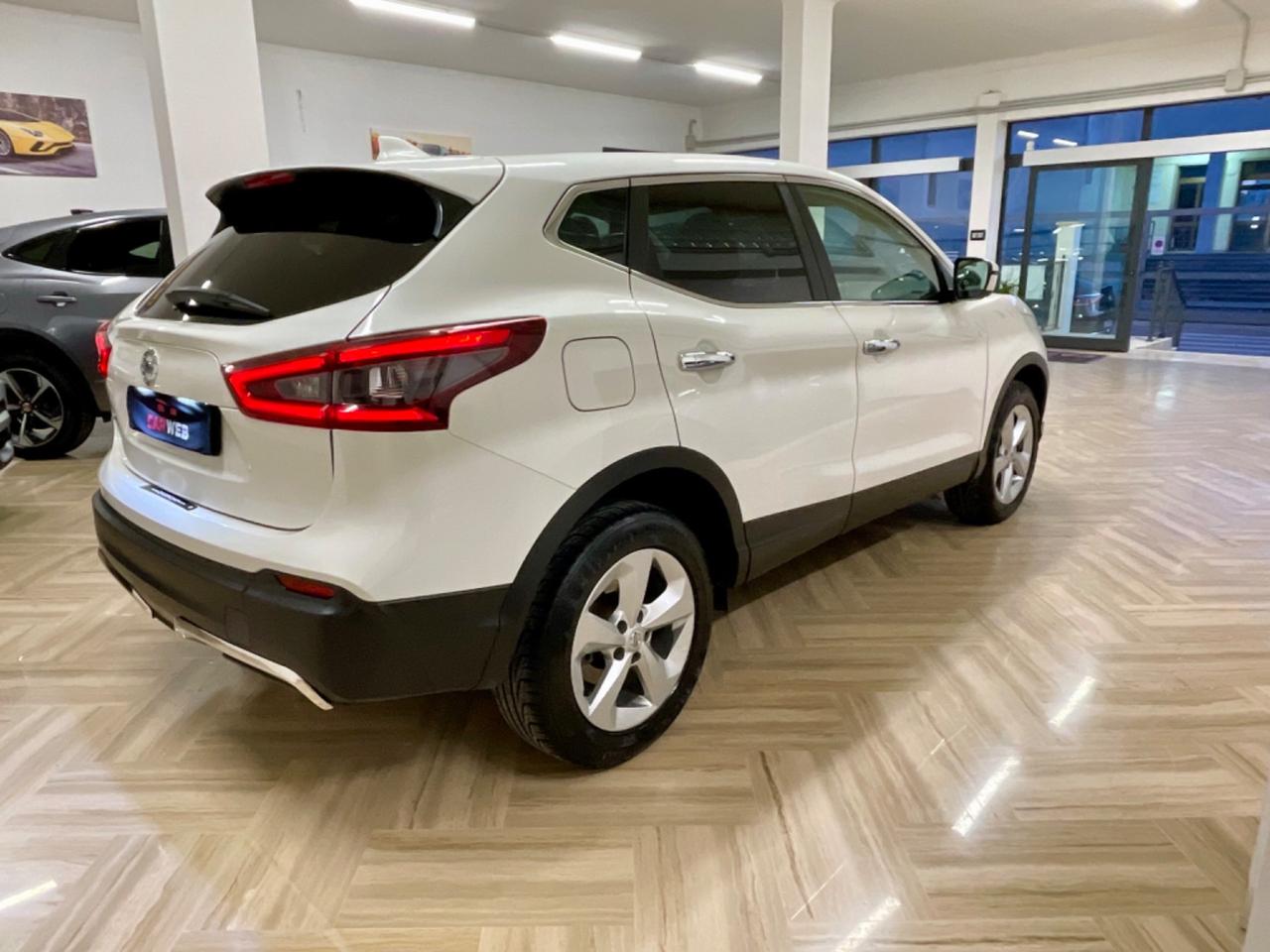 NISSAN Qashqai TEKNA 1.6 dCi 2WD Tekna 2018