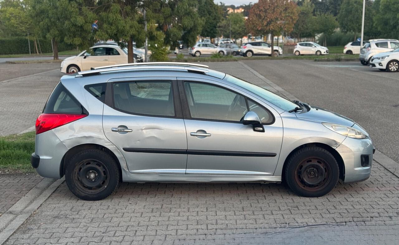 Peugeot 207 1.4 VTi 95CV SW 61.000km 2010