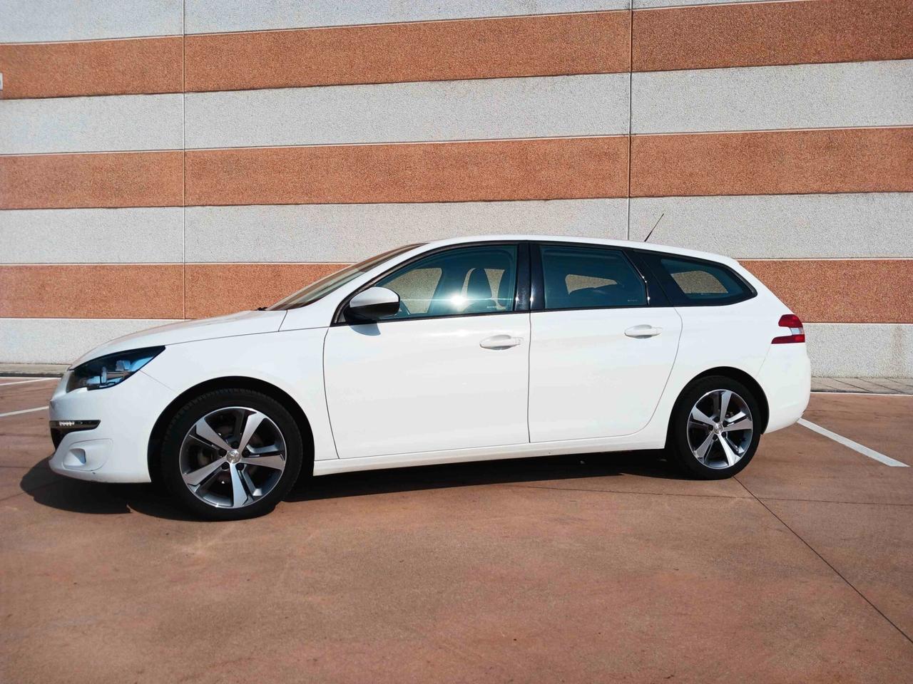 Peugeot 308 SW - PERFETTA IN TUTTO